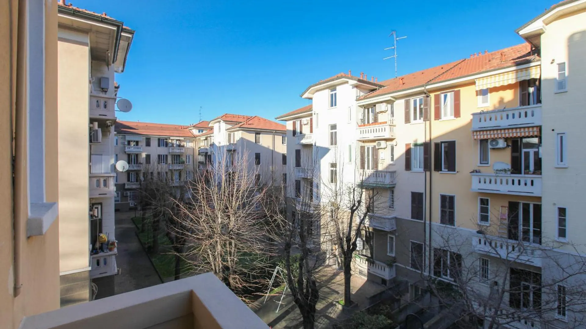 Cuore Dei Navigli - Your Home Milan 0*,  Italy