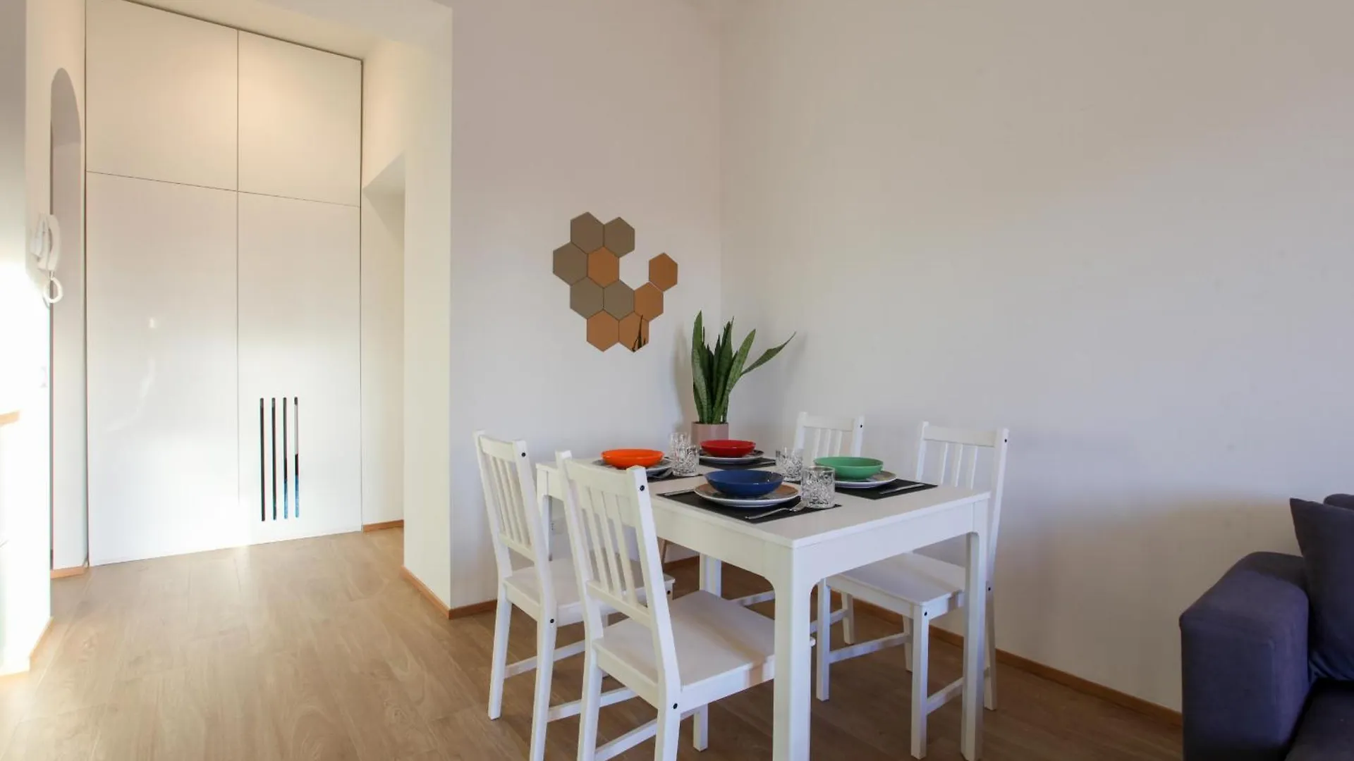 Apartment Cuore Dei Navigli - Your Home Milan